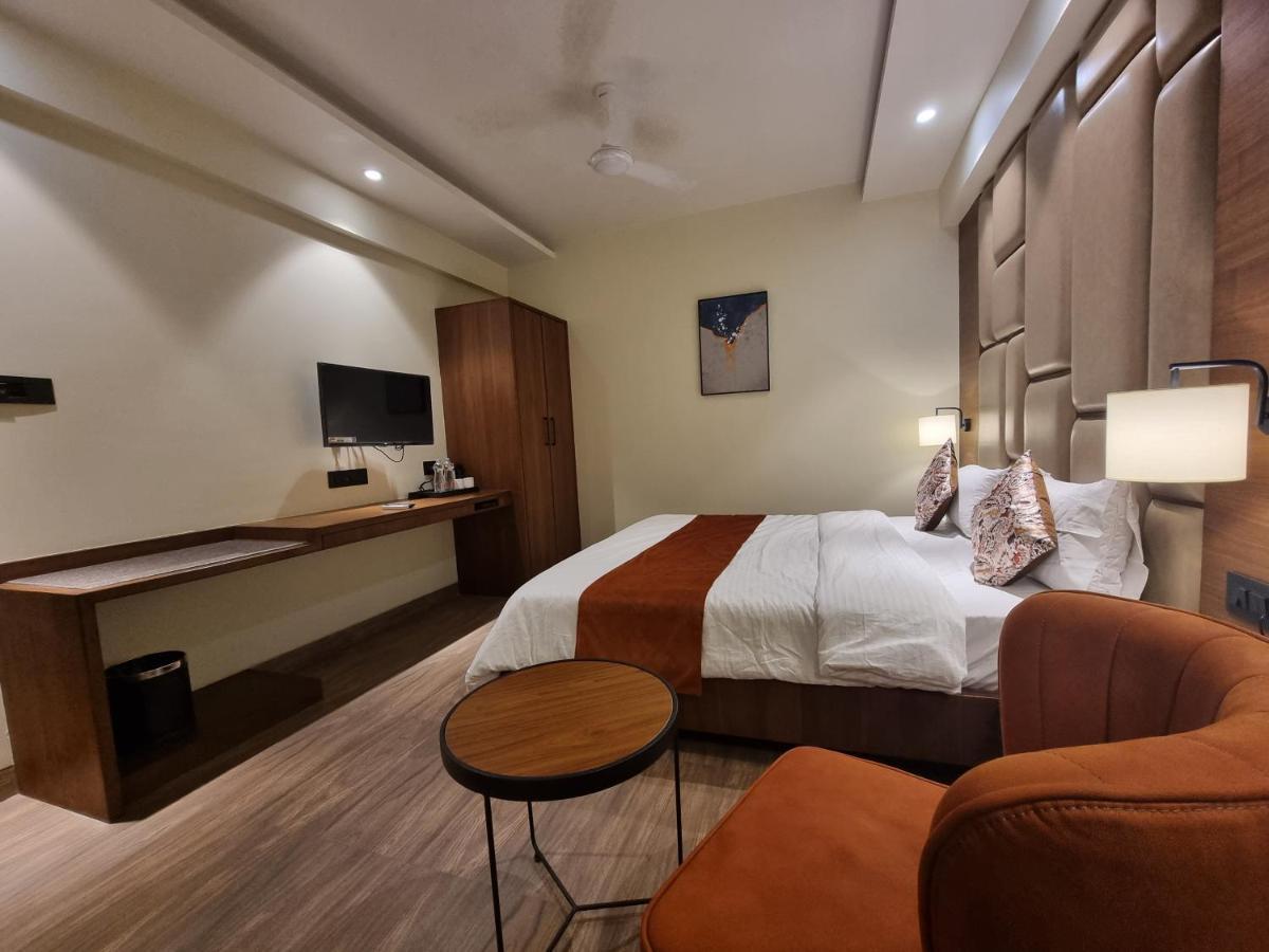 Hotel El Magnifico Szúrat Kültér fotó
