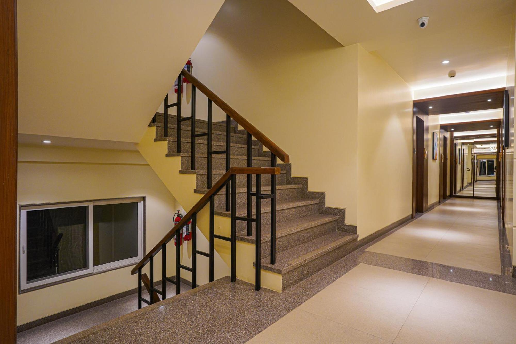 Hotel El Magnifico Szúrat Kültér fotó